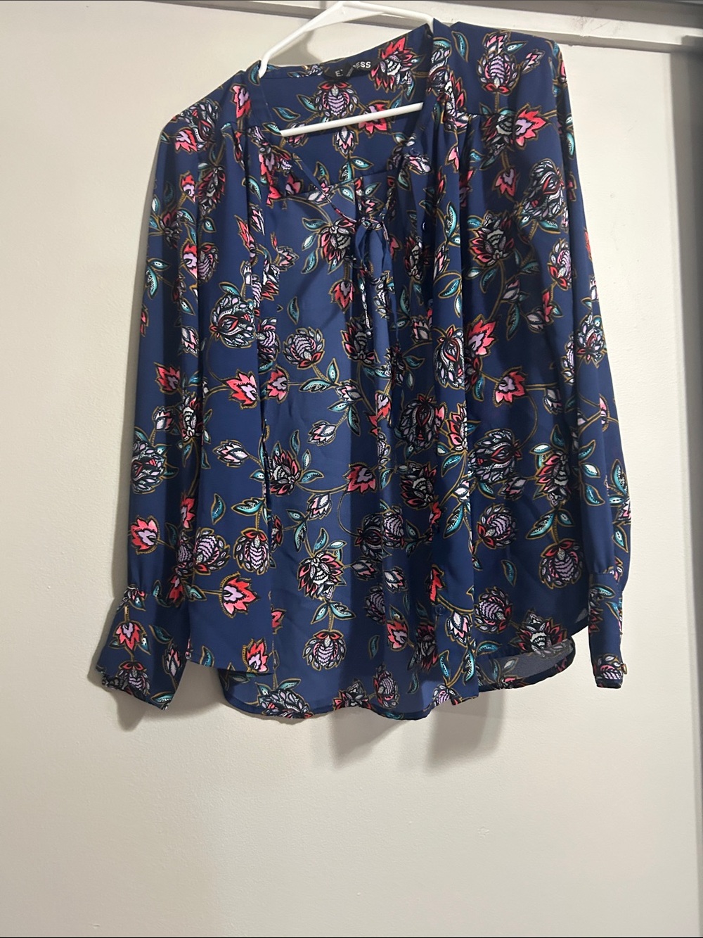 Express Navy Floral Tie-Neck Long Sleeve Blouse